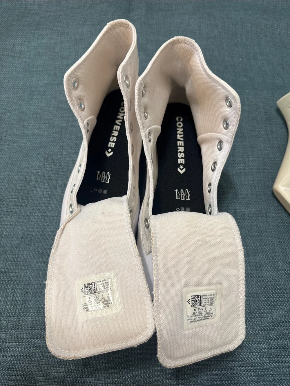 Converse CTAS Lugged Hi Platform Women's Size 7 White 565902C